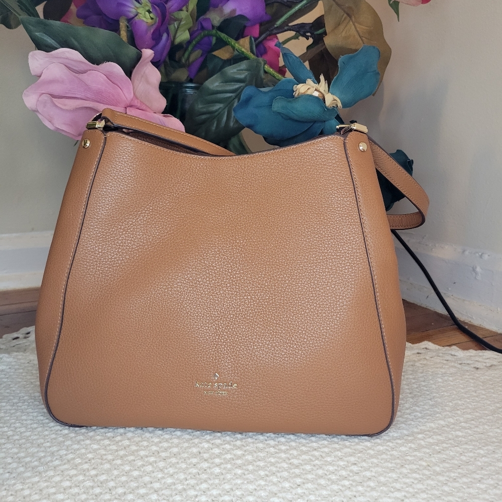 Women leather handbags